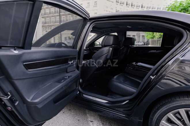 BMW 750-16