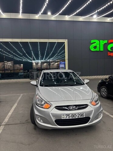 Hyundai Accent 2013, 241,402 km - 1.6 l - Naxçıvan