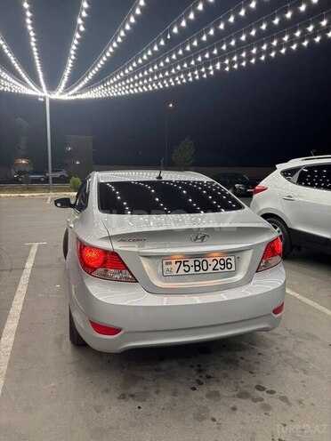 Hyundai Accent 2013, 241,402 km - 1.6 l - Naxçıvan