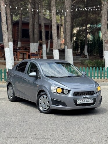Chevrolet Aveo-2