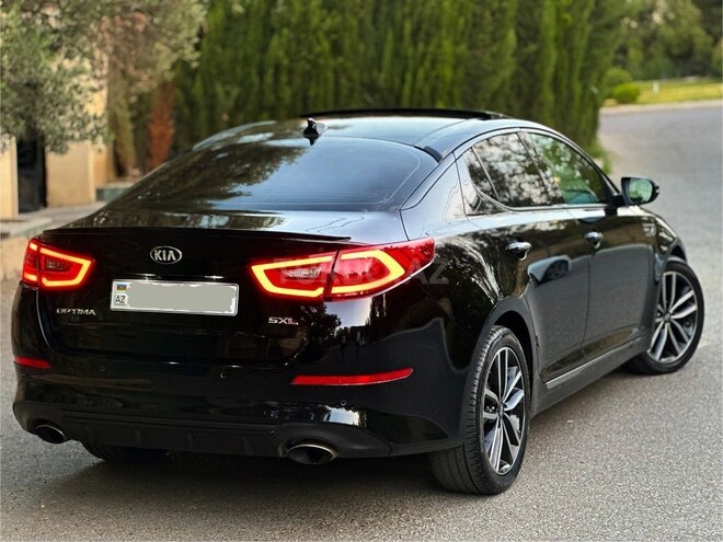 Kia Optima-4
