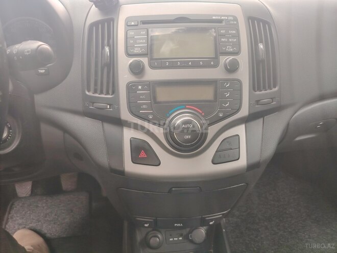 Hyundai i30 2010, 210,000 km - 1.4 l - Bakı