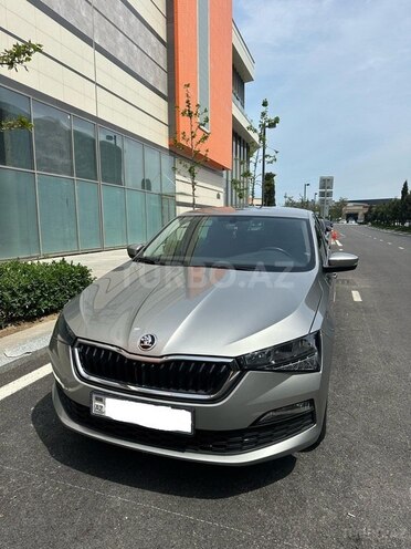Skoda Rapid 2022, 65,000 km - 1.6 л - Bakı