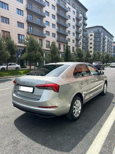 Skoda Rapid 2022, 65,000 km - 1.6 л - Bakı
