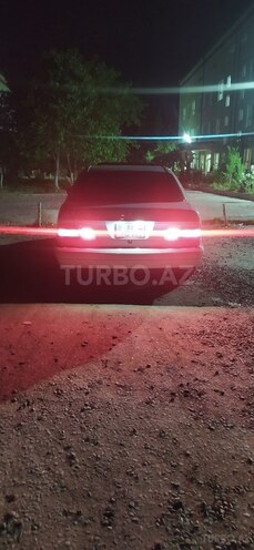 Mercedes E 240 1999, 288,000 km - 2.4 л - Quba