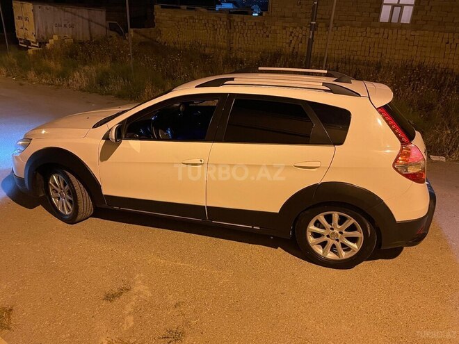 DongFeng  2015, 180,000 km - 1.5 l - Bakı