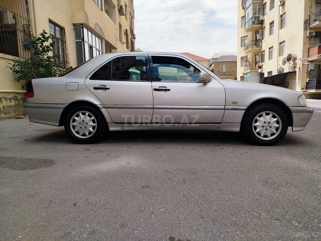 Mercedes C 200 1999, 183,503 km - 2.0 l - Bakı