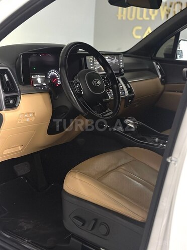 Kia Sorento-11