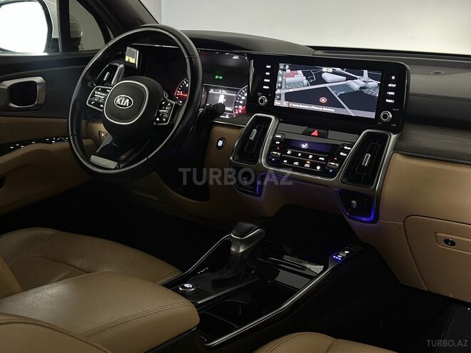 Kia Sorento-12