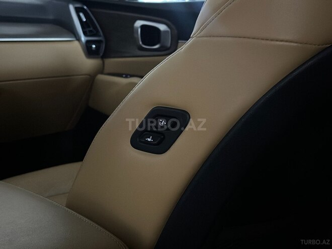 Kia Sorento-24
