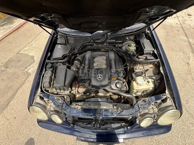 Mercedes E 240 1999, 265,803 km - 2.4 l - Bakı