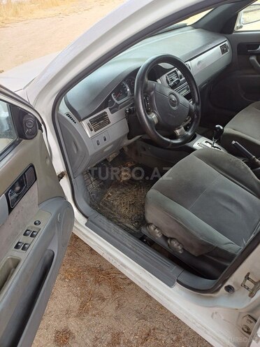 Chevrolet Lacetti-7