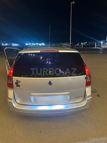 Renault Megane-2