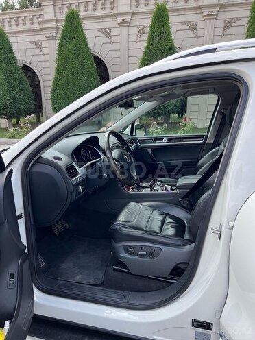 Volkswagen Touareg 2011, 200,000 km - 3.6 l - Gəncə