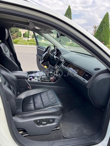 Volkswagen Touareg 2011, 200,000 km - 3.6 l - Gəncə