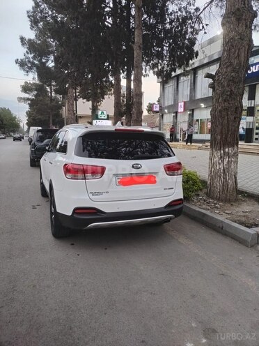 Kia Sorento-2