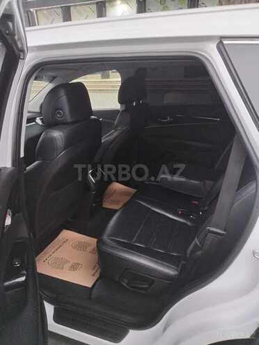 Kia Sorento-7