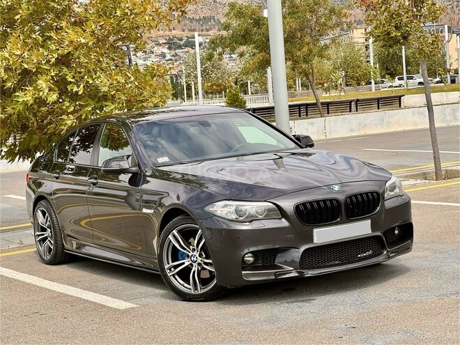 BMW 528 2015, 130,123 km - 2.0 л - Bakı