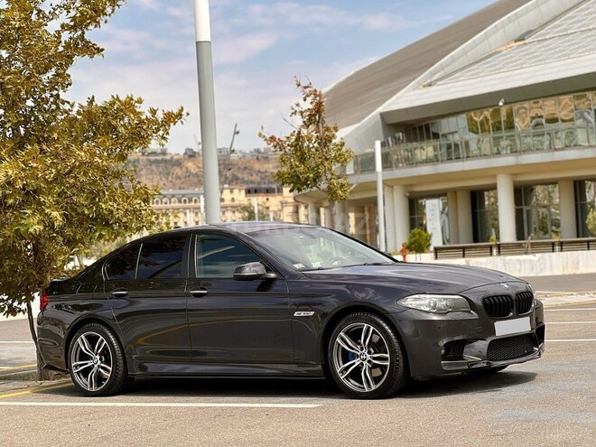 BMW 528 2015, 130,123 km - 2.0 л - Bakı