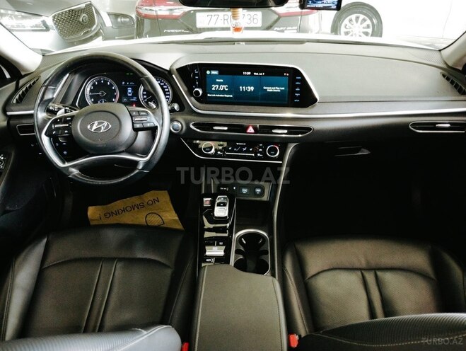 Hyundai Sonata-6