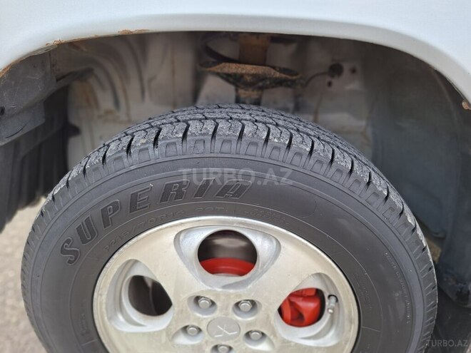 Mitsubishi Pajero io 1998, 213,000 km - 1.8 l - Bakı