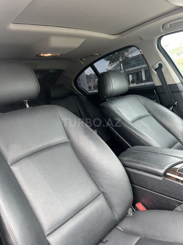 BMW 528 2015, 130,123 km - 2.0 л - Bakı