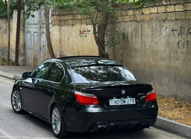 BMW 530 2006, 299,652 km - 3.0 l - Bakı