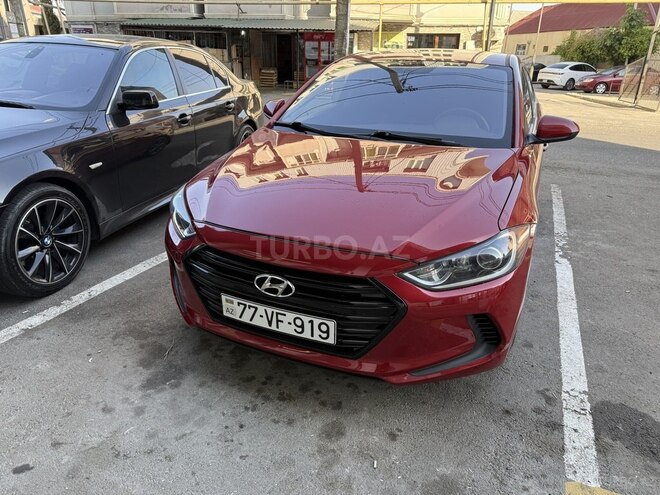 Hyundai Elantra 2018, 136,186 km - 2.0 l - Bakı