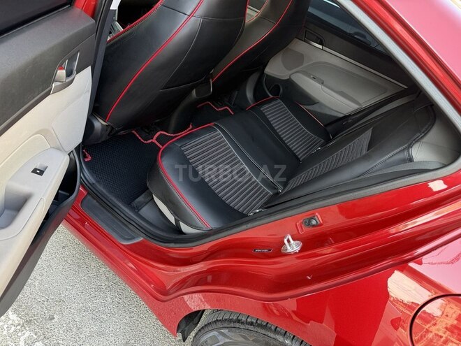 Hyundai Elantra 2018, 136,186 km - 2.0 l - Bakı