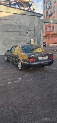 Mercedes C 180-4