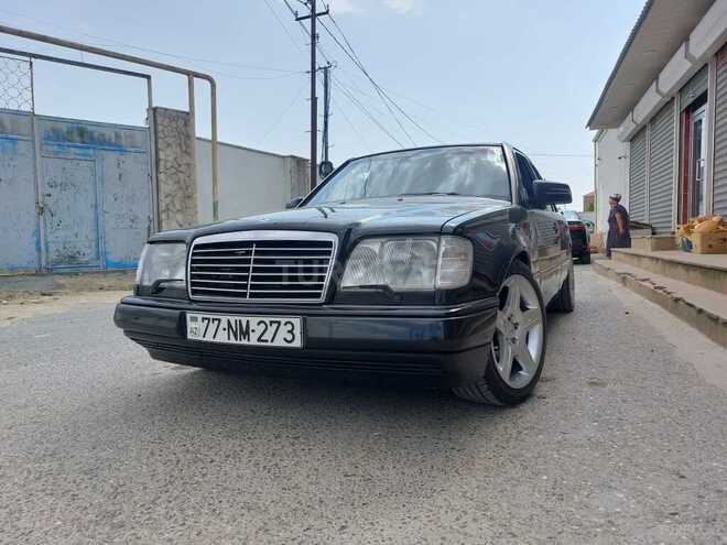 Mercedes E 220 1995, 445,000 km - 2.2 l - Bakı