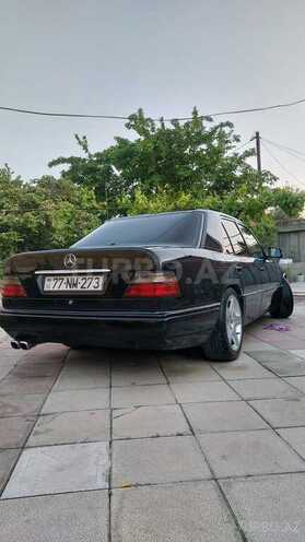 Mercedes E 220 1995, 445,000 km - 2.2 l - Bakı