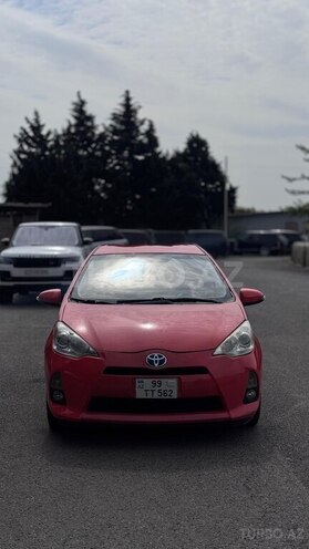 Toyota Prius C 2012, 268,000 km - 1.5 l - Bakı
