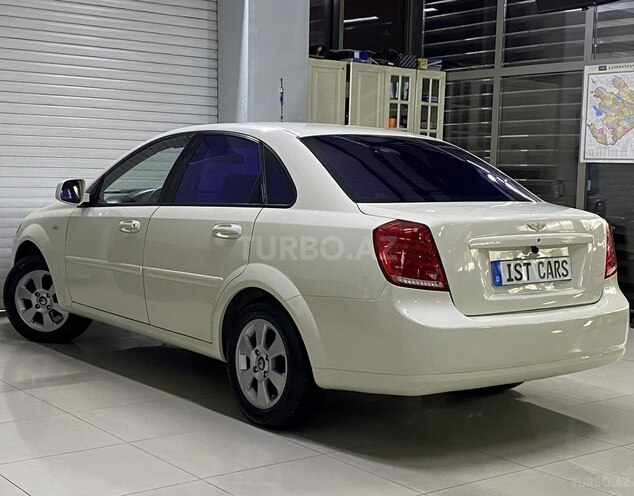 Daewoo Gentra-12