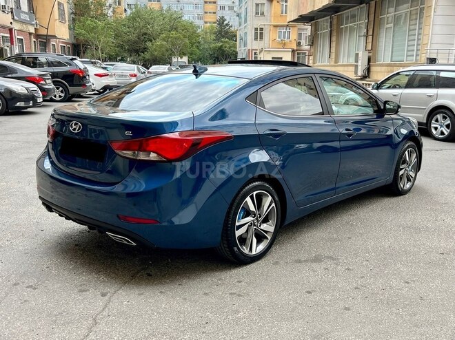 Hyundai Elantra 2015, 150,000 km - 1.8 l - Bakı
