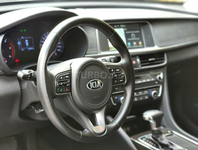 Kia K5-14