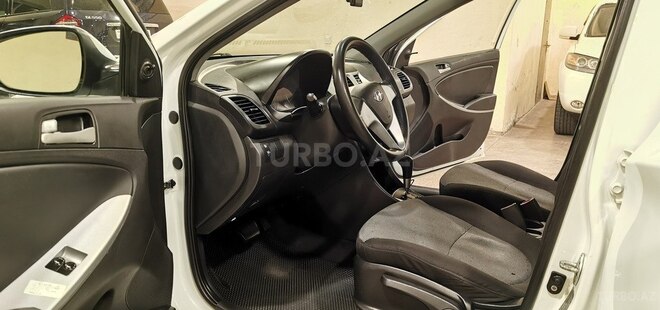 Hyundai Accent 2013, 156,000 km - 1.4 l - Sumqayıt
