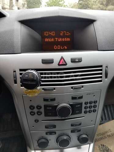 Opel Astra 2009, 280,400 km - 1.4 l - Bakı