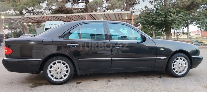 Mercedes E 240 1998, 319,800 km - 2.4 l - Bakı