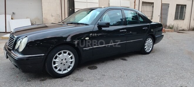 Mercedes E 240 1998, 319,800 km - 2.4 l - Bakı