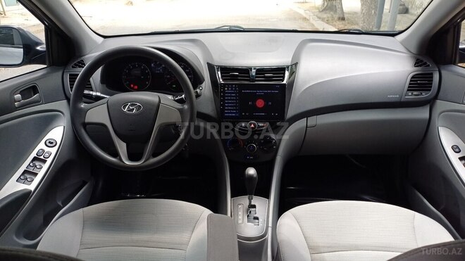 Hyundai Accent 2017, 101,735 km - 1.6 l - Bakı
