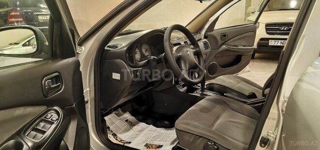 Nissan Sunny-8