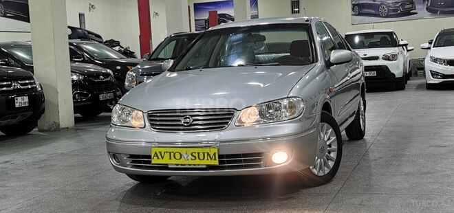 Nissan Sunny-2