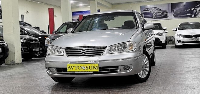 Nissan Sunny-1