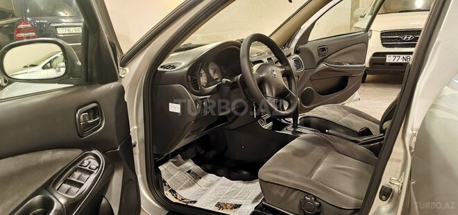 Nissan Sunny-15