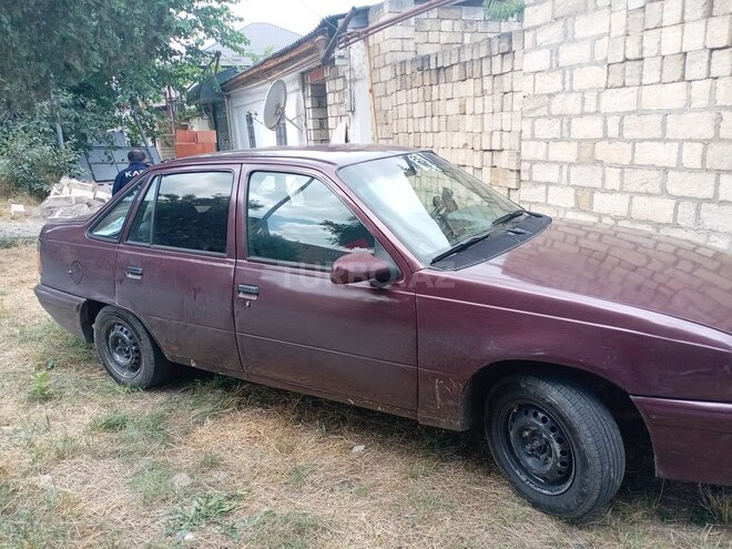 Daewoo Racer 1995, 421,815 km - 1.5 l - Quba