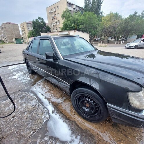 Mercedes E 200 1993, 250,000 km - 2.0 l - Bakı