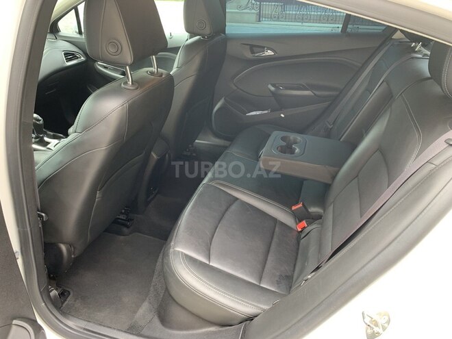 Chevrolet Cruze-14