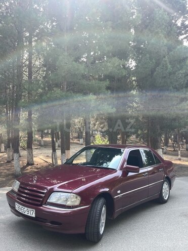 Mercedes C 180-7