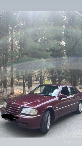 Mercedes C 180-8